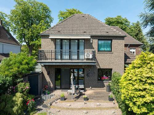 Gebäudeansicht - hinten - 5 Zimmer Doppelhaushälfte in Duisburg