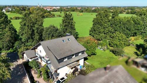 Luftbild Feldrandlage - 7 Zimmer Mehrfamilienhaus, Wohnhaus zum Kaufen in Groß-Zimmern / Klein-Zimmern