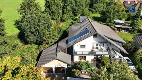 Luftbild Feldrandlage - Mehrfamilienhaus, Wohnhaus mit 190,00 m² in Groß-Zimmern / Klein-Zimmern zum Kaufen
