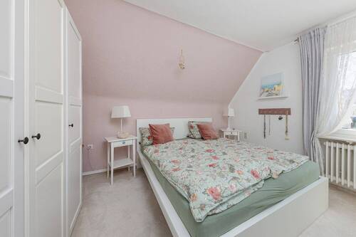 DG: Schlafzimmer - 
