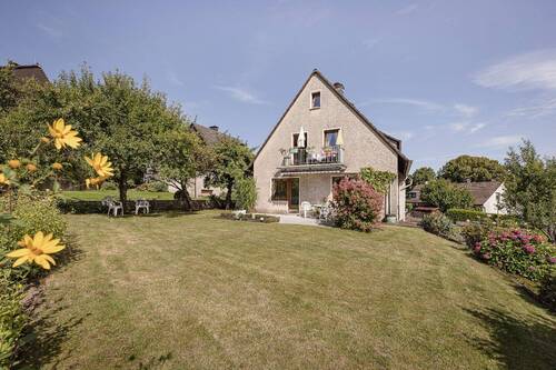 Gartenansicht - 8 Zimmer Mehrfamilienhaus, Wohnhaus zum Kaufen in Ennepetal