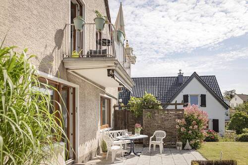 Sonnenterrasse und Balkon - 8 Zimmer Mehrfamilienhaus, Wohnhaus in Ennepetal