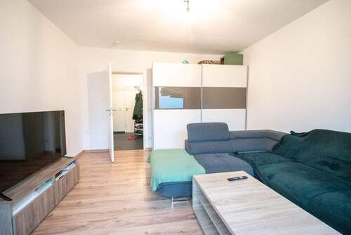Wohnzimmer - Etagenwohnung mit 55,00 m² in Babenhausen zum Kaufen