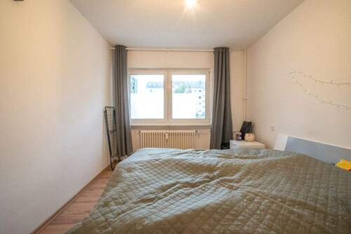 Schlafzimmer 1 - 