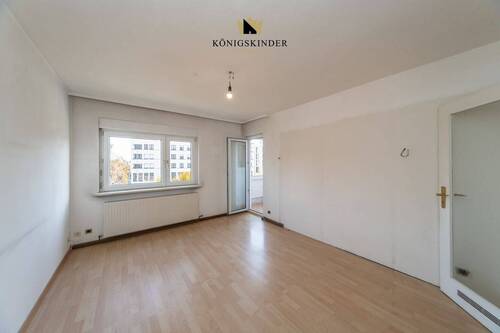 helles Wohnzimmer - Etagenwohnung mit 51,00 m² in Stuttgart zum Kaufen
