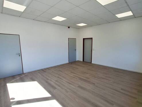 Bürofläche - Büro mit 29,40 m&sup2; in Offenbach zur Miete