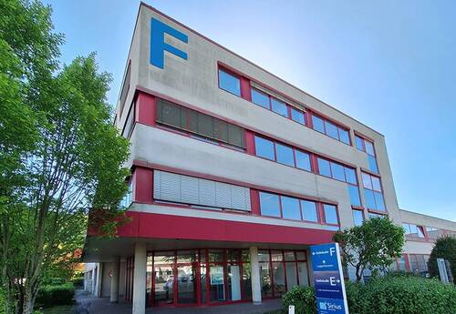 Bürogebäude - 