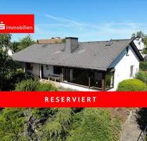 Wohnen in toller Aussichtslage! Architektenhaus auf einem 903 m² großen Grundstück! - Dillenburg