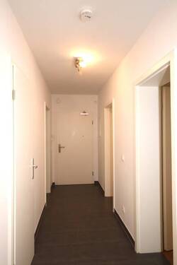 Flur zum Eingang - 