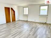 Wohnzimmer - 2 Zimmer Etagenwohnung zur Miete in Annaberg-Buchholz