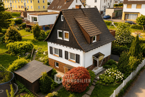 Hausansicht - Familienfreundliches Einfamilienhaus mit Balkon, großer Terrasse & Garten in Butzbach