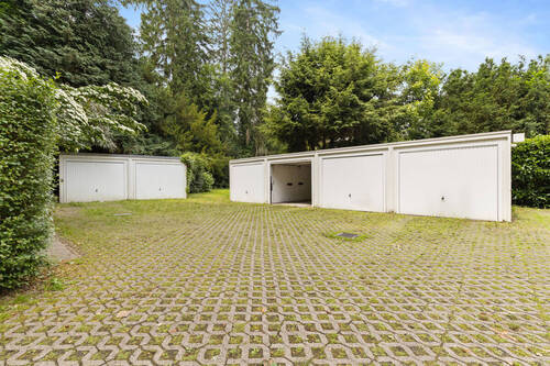 Garage - 