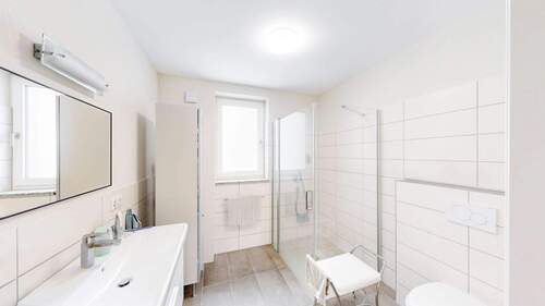 Einliegerwohnung Bad - 