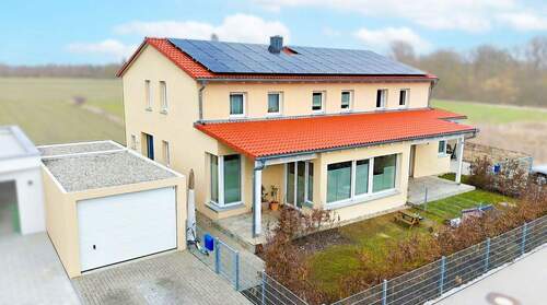 Außenaufnahme - 7 Zimmer Einfamilienhaus zum Kaufen in Pförring