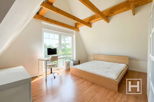 Elternschlafzimmer - Mehrfamilienhaus, Wohnhaus mit 204,40 m² in Quickborn zum Kaufen