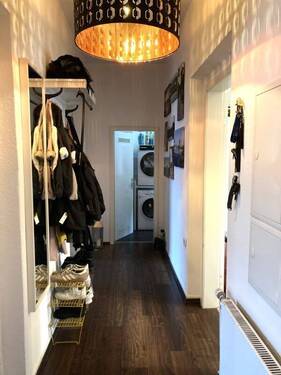Diele - Etagenwohnung mit 82,40 m² in Herne zur Miete