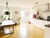 Wohnküche II - 4 Zimmer Etagenwohnung zum Kaufen in München