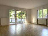 Wohnzimmer - 3 Zimmer Etagenwohnung zum Kaufen in Hamburg