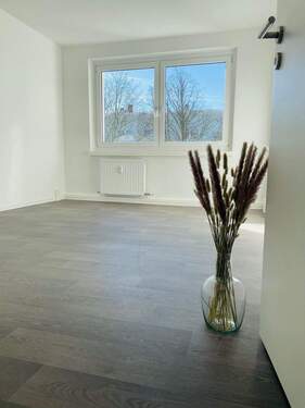 Schlafzimmer - 3 Zimmer Etagenwohnung zur Miete in Magdeburg