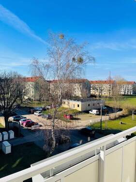 Balkon - Etagenwohnung mit 60,50 m² in Magdeburg zur Miete
