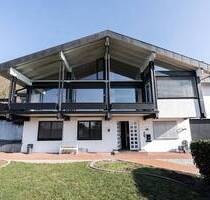 NEUER PREIS!! Stilvolles Einfamilienhaus in begehrter Traumlage von Coburg!