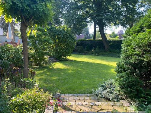 Außenansicht - Mehrfamilienhaus, Wohnhaus mit 200,00 m&sup2; in Krefeld zum Kaufen