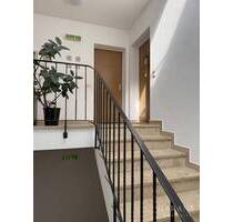 Gemütliche 2 Zimmer-Dachgeschoss-Wohnung mit Stellplatz! - Schwäbisch Gmünd Bettringen