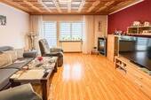 Wohnzimmer EG - 1 Zimmer Mehrfamilienhaus, Wohnhaus in Baierbrunn