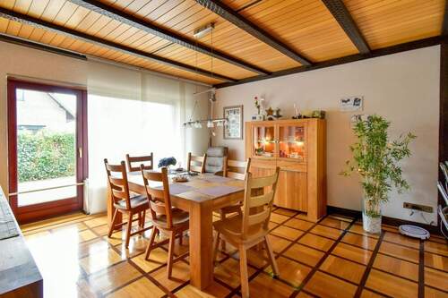 Esszimmer / mögl. Kinderzimmer Erdgeschoss - 