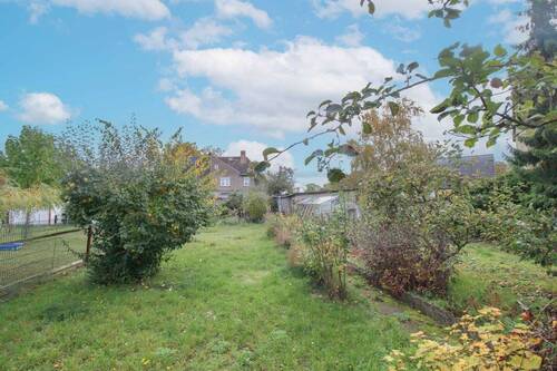 Garten(1) - 4 Zimmer Doppelhaushälfte in Staßfurt