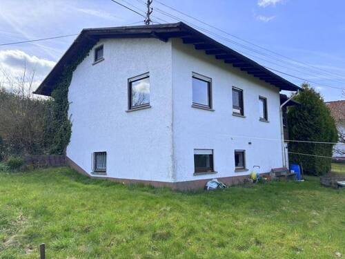 Rückansicht - 4 Zimmer Einfamilienhaus zum Kaufen in Mähren