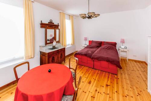 Schlafzimmer I OG - 