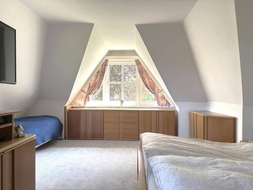 Schlafzimmer OG - 