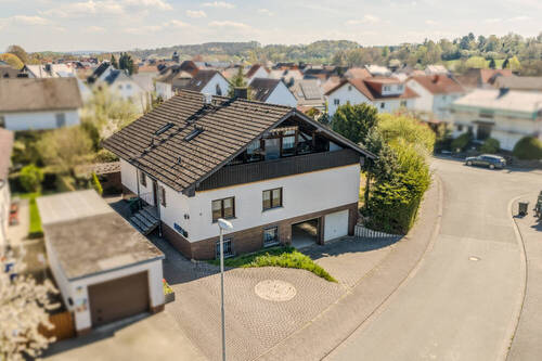 Aufnahme aus der Vogelperspektive - Mehrfamilienhaus, Wohnhaus mit 255,00 m&sup2; in Wetzlar zum Kaufen