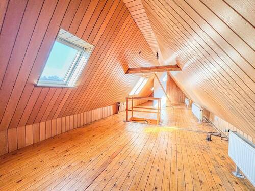 Spitzboden 1 - 