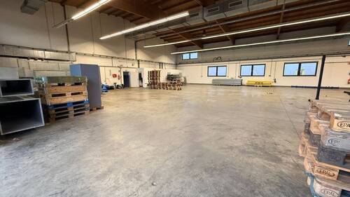 Lagerhalle - 