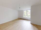 Ansicht I: Wohn- und Esszimmer - ** Helle 3-Zimmer Wohnung mit TAGESLICHTBAD und BALKON in Roding! **