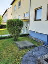 Vorgarten mit Ölschacht - 7 Zimmer Reihenmittelhaus in Ditzingen