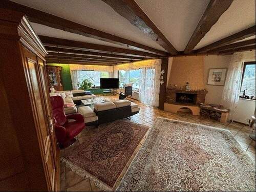 Wohnbereich im EG - 8 Zimmer Einfamilienhaus zum Kaufen in Nordrach