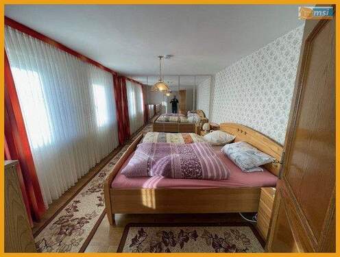 Schlafzimmer EG - 