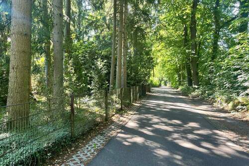 die Anliegerstraße - Grundstück in Aumühle zum Kaufen