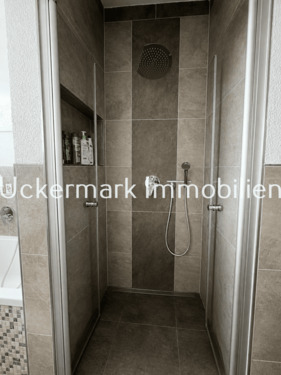 Badezimmer 2 Dusche - 