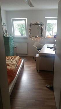 Bild 3 - 6 Zimmer Mehrfamilienhaus, Wohnhaus in Schwäbisch Gmünd