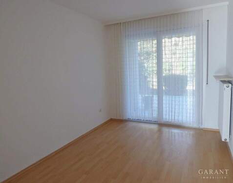 weiteres Zimmer EG - 