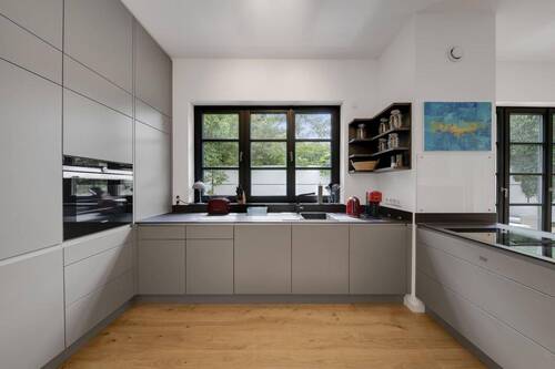 14-Apartment 157.JPG - 