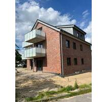 Neubau-Dachgeschosswohnung, Balkon - Borken