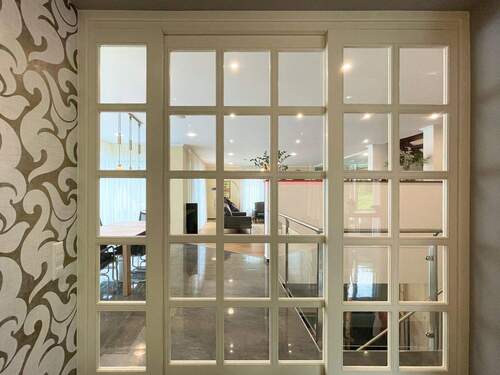 Bild 1 - Luxuswohnen mit Pool, Sauna und vermietetem Dreifamilienhaus