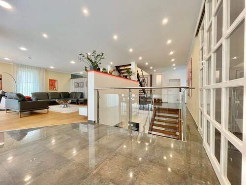 Bild 4 - Einfamilienhaus mit 620,00 m² in Stockach zum Kaufen