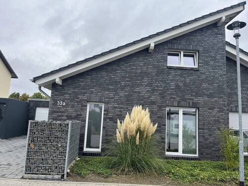 Bild 2 - 4 Zimmer Doppelhaushälfte zur Miete in Schwalmtal