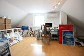 Dachgeschoss mit Klima - 